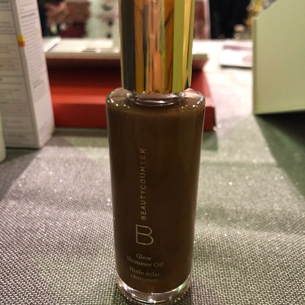 NEW Beautycounter Glow Shimmer Oil